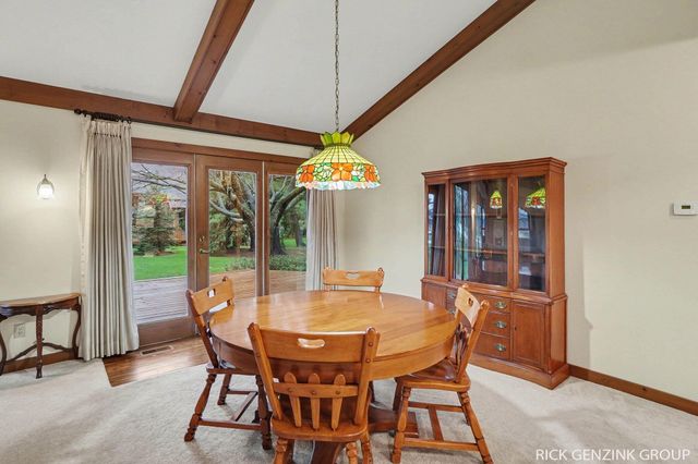 314 Foxcroft Circle, Holland, MI 49423