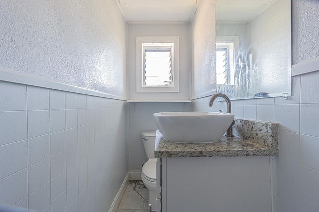 8311 N SEMMES STREET, Tampa, FL 33604