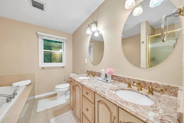 14 Claire Ave, Mansfield, MA 02048