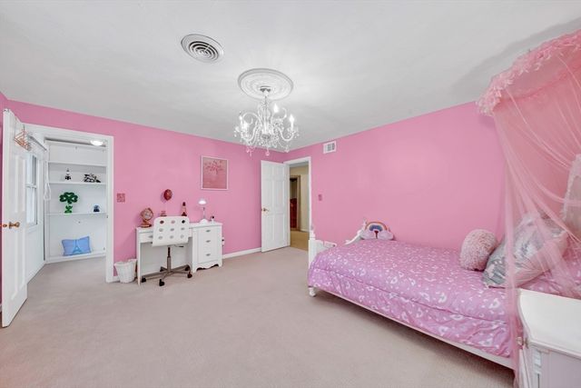 14 Claire Ave, Mansfield, MA 02048