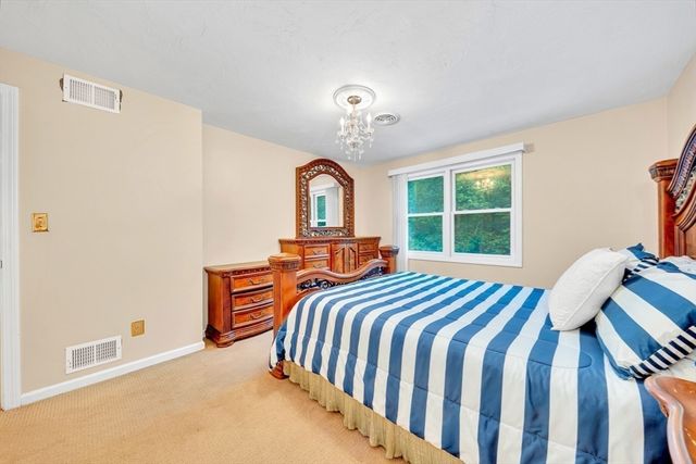 14 Claire Ave, Mansfield, MA 02048