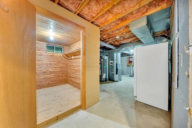 14 Claire Ave, Mansfield, MA 02048