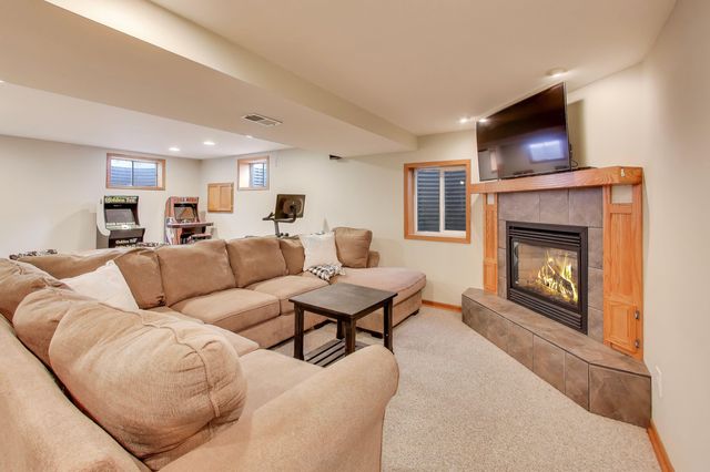 25097 W Buena Avenue, Lake Villa, IL 60046