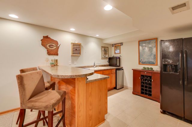 25097 W Buena Avenue, Lake Villa, IL 60046