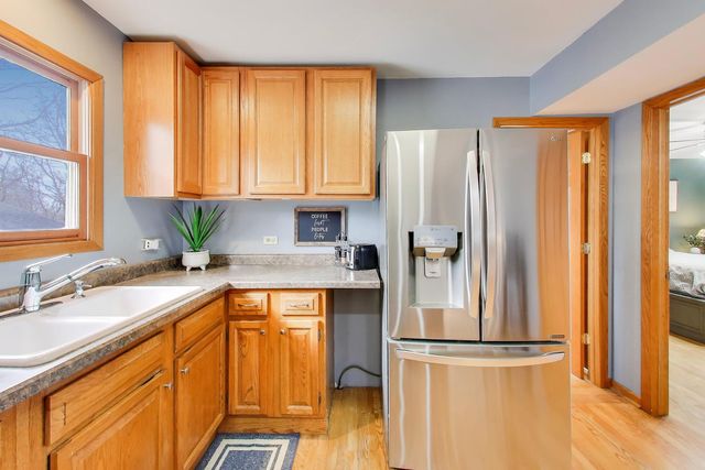 25097 W Buena Avenue, Lake Villa, IL 60046