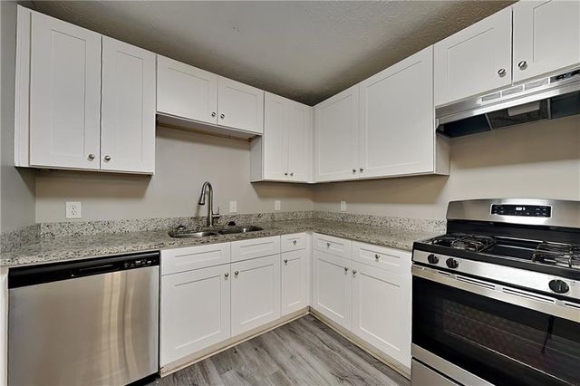 748 Dillon Drive, Douglasville, GA 30134