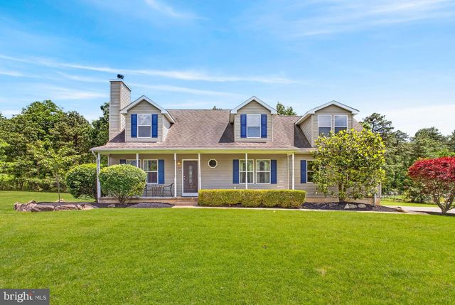 10 COUNTRY RD, Jackson, NJ 08527