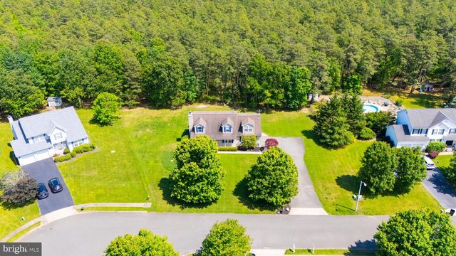 10 COUNTRY RD, Jackson, NJ 08527