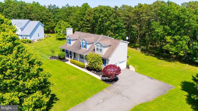 10 COUNTRY RD, Jackson, NJ 08527