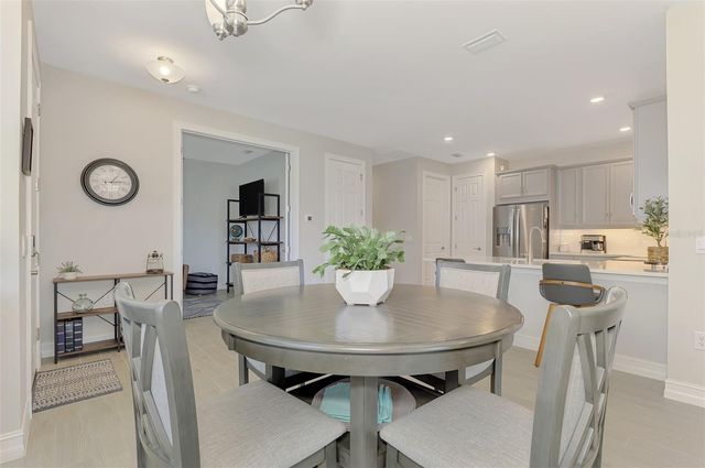 329 IBIZA LOOP, Venice, FL 34292