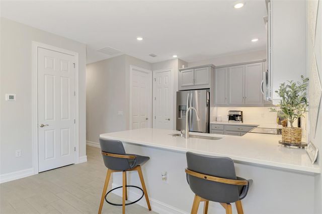 329 IBIZA LOOP, Venice, FL 34292