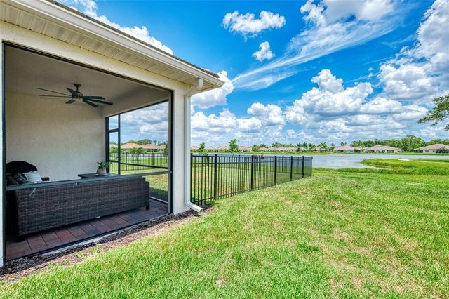 329 IBIZA LOOP, Venice, FL 34292