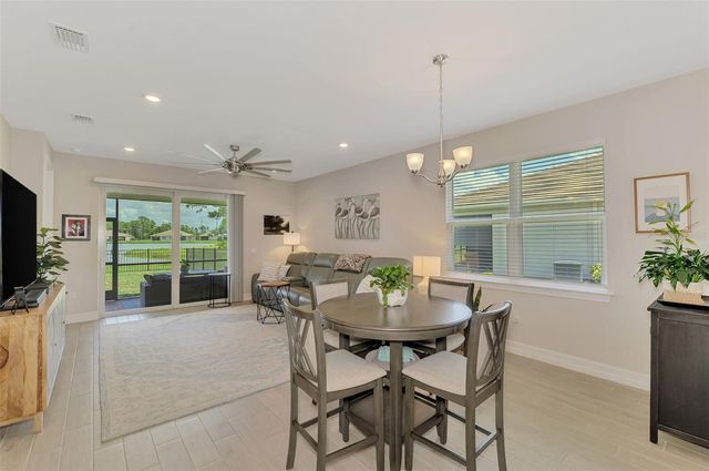 329 IBIZA LOOP, Venice, FL 34292