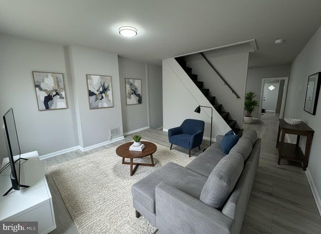 70 E WALNUT LN, Philadelphia, PA 19144