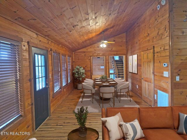 2560 Goose Gap Rd, Sevierville, TN 37876