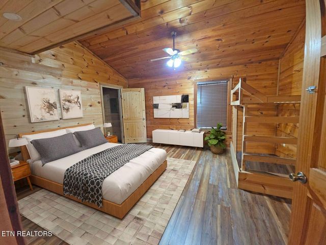 2560 Goose Gap Rd, Sevierville, TN 37876