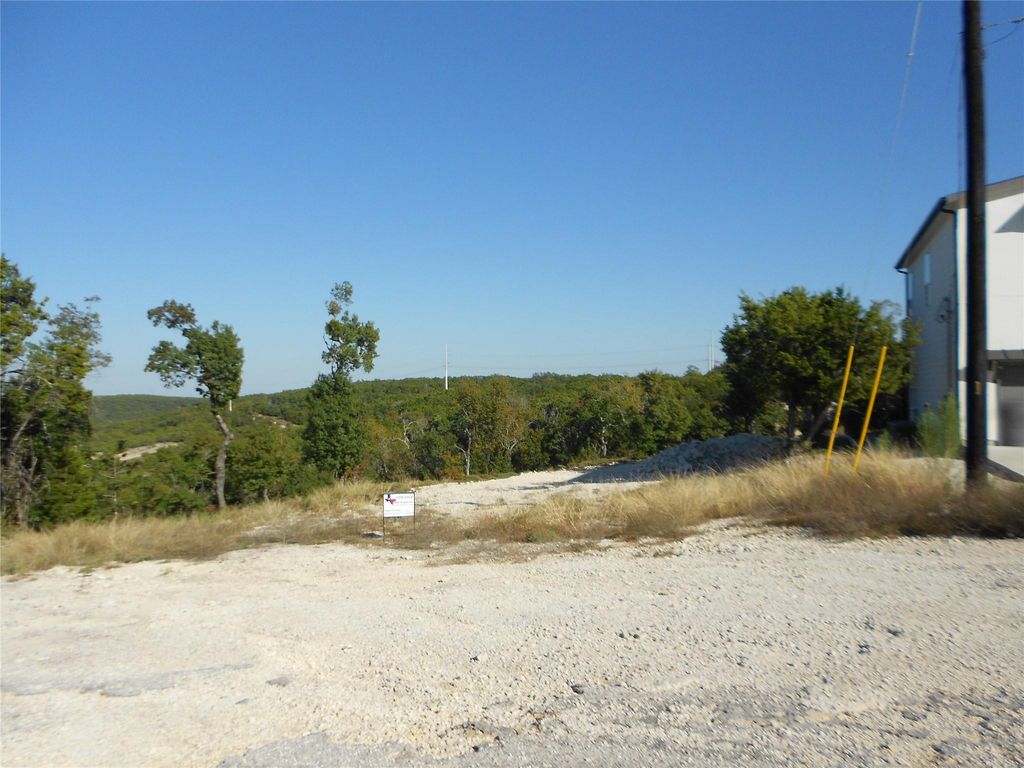 8305 Tombstone CV, Lago Vista, TX 78645