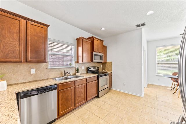 12018 Texana Cv, San Antonio, TX 78253