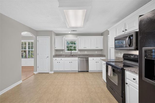 25 Persimmon Drive, Jefferson, GA 30549
