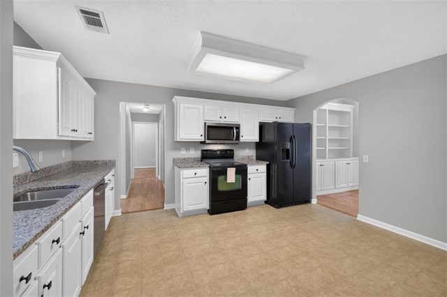 25 Persimmon Drive, Jefferson, GA 30549