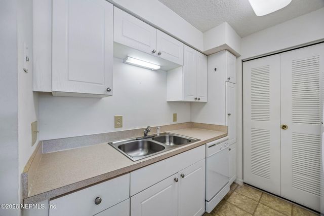 10200 BELLE RIVE Boulevard 118, Jacksonville, FL 32256