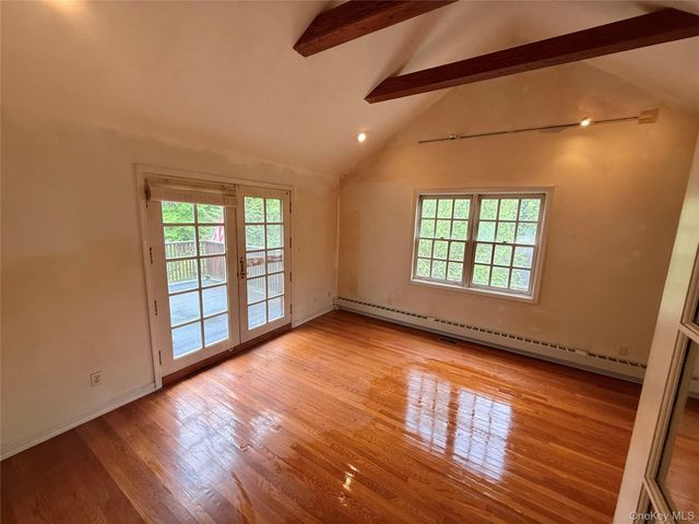 133 Seaman Avenue, Bayport, NY 11705