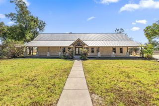 400 County Road 483, Taylor, TX 76574