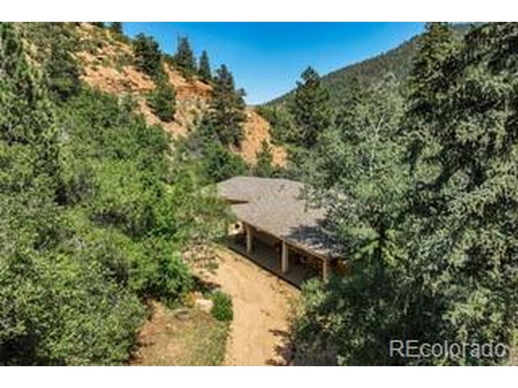 4775 Neeper Valley Rd, Manitou Springs, CO 80829
