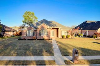 1504 Chestnut Grove SW, Decatur, AL 35603