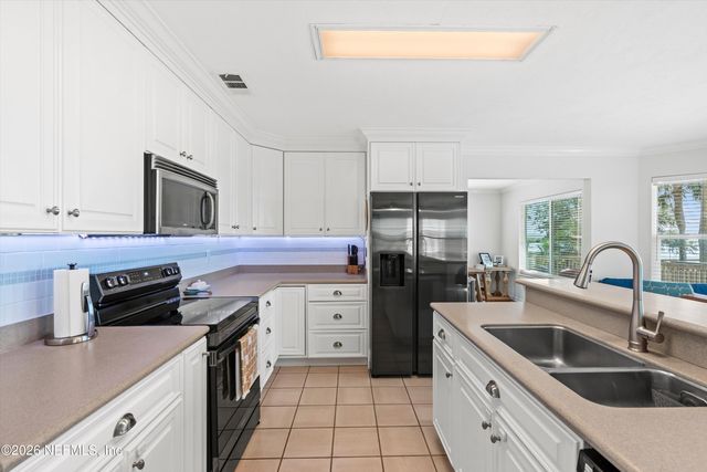 5532 SUNSET LANDING Circle, St. Augustine Beach, FL 32080