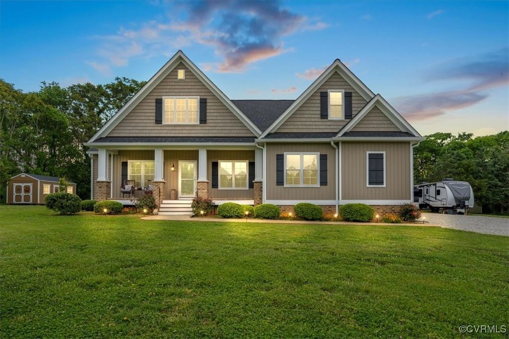 1126 Sparrows Ln, Powhatan, VA 23139