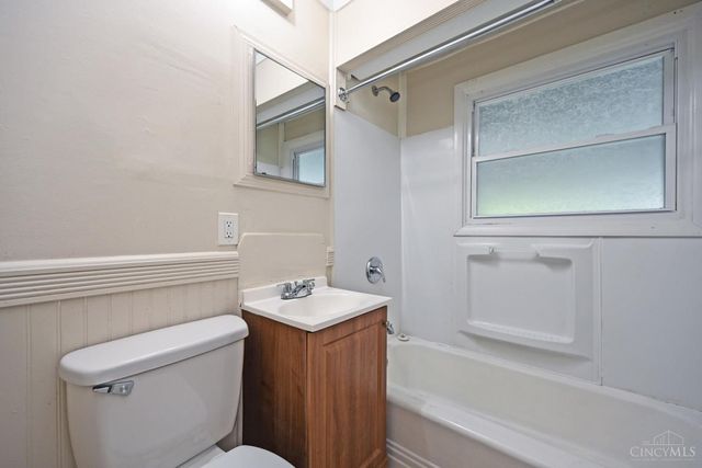2702 Niagara Street, Cincinnati, OH 45251