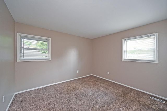 2702 Niagara Street, Cincinnati, OH 45251