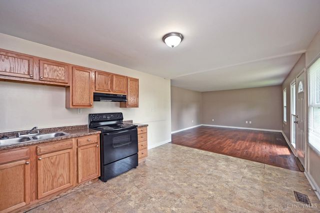 2702 Niagara Street, Cincinnati, OH 45251