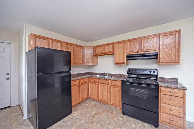 2702 Niagara Street, Cincinnati, OH 45251