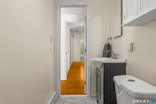 17 Champlain Drive, Old Lyme, CT 06371