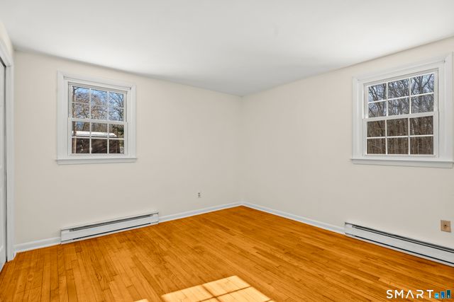 17 Champlain Drive, Old Lyme, CT 06371