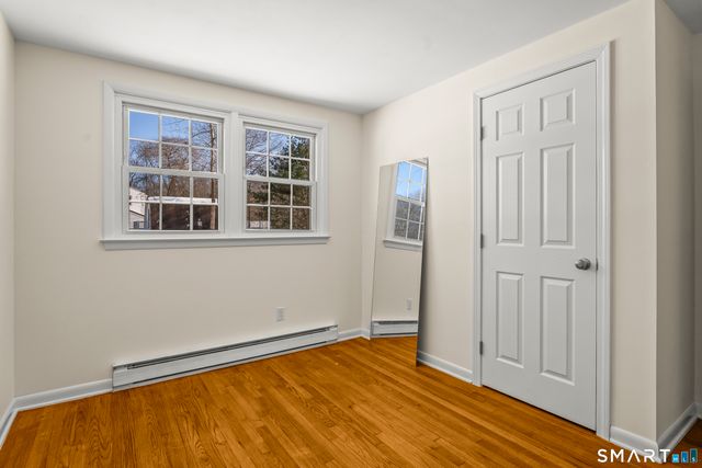 17 Champlain Drive, Old Lyme, CT 06371