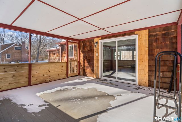 17 Champlain Drive, Old Lyme, CT 06371