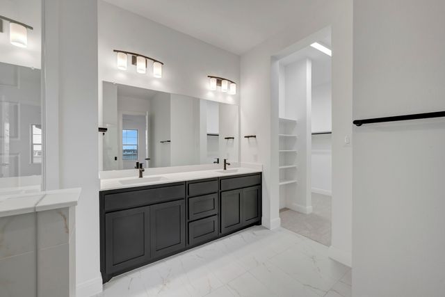 8712 Chestnut Lane, Justin, TX 76247