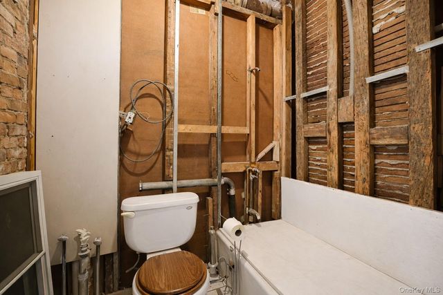 53 Franklin Street, Brooklyn, NY 11222