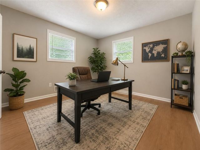 128 Mark Lane, Smyrna, GA 30082