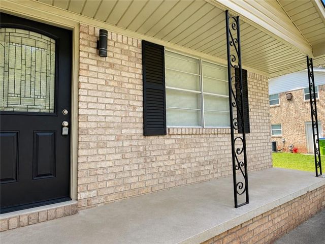 128 Mark Lane, Smyrna, GA 30082