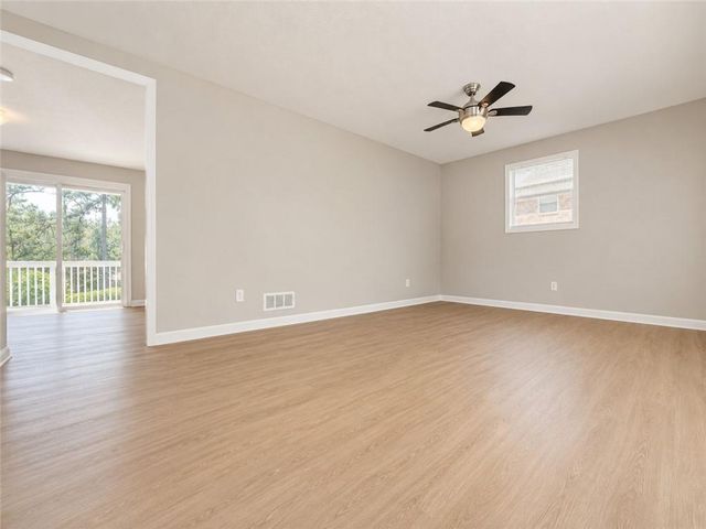 128 Mark Lane, Smyrna, GA 30082