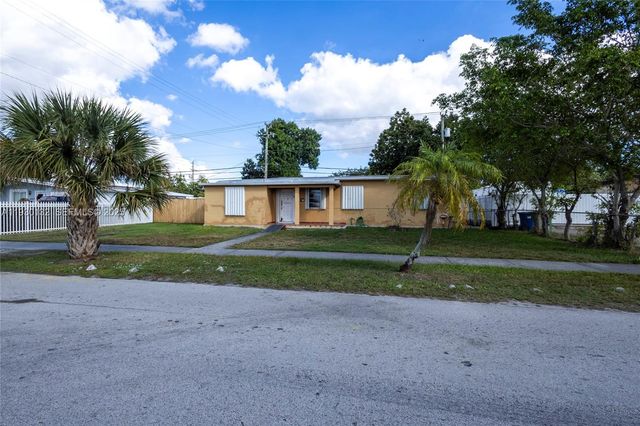 4151 SW 112th Ct, Miami, FL 33165