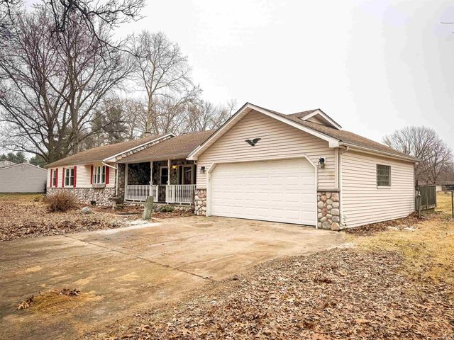 58300 Pear Road, South Bend, IN 46619