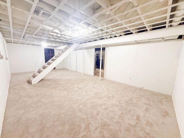 58300 Pear Road, South Bend, IN 46619