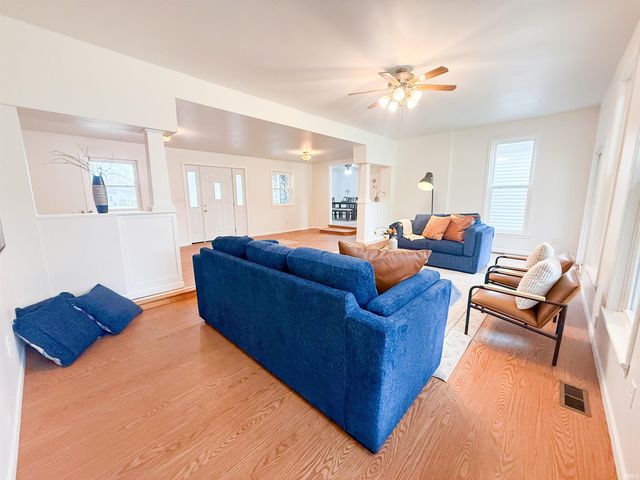 58300 Pear Road, South Bend, IN 46619