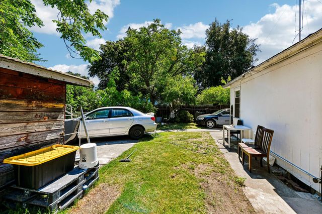 406 F St, West Sacramento, CA 95605