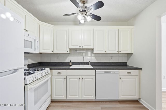 708 Bluebell Drive, Jackson, NJ 08527